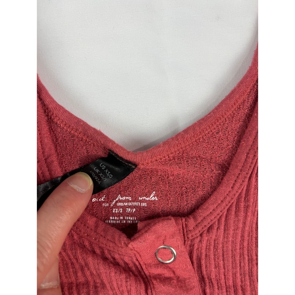 Urban Outfitters Out From Under Ribbed Snap Button Crop Tank Top Red XS‎ - Picture 3 of 8